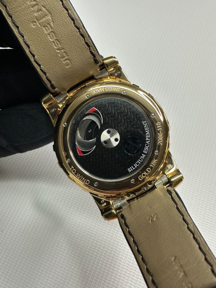 Часы Ulysse Nardin FREAK PHANTOM