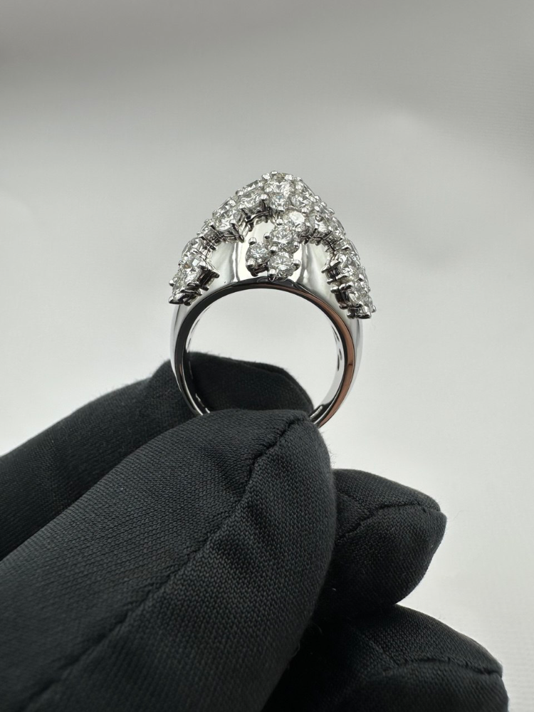 Кольцо Damiani С БРИЛЛИАНТАМИ FUJI 