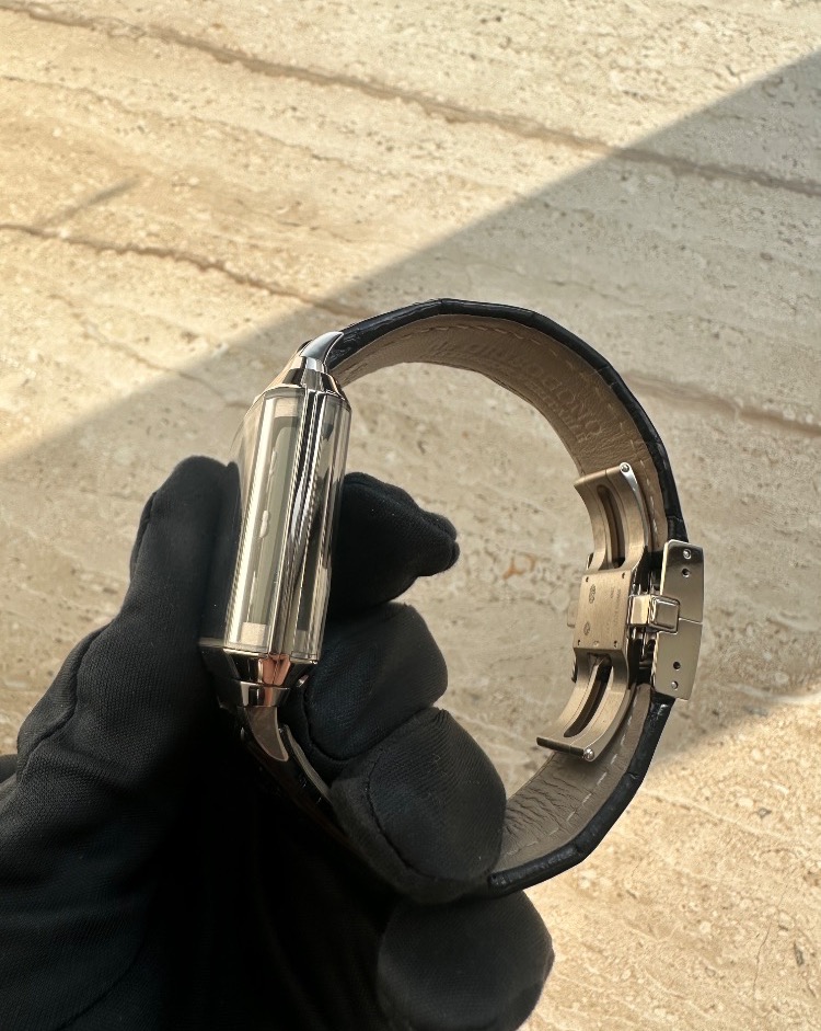 Часы De Grisogono New Retro N04