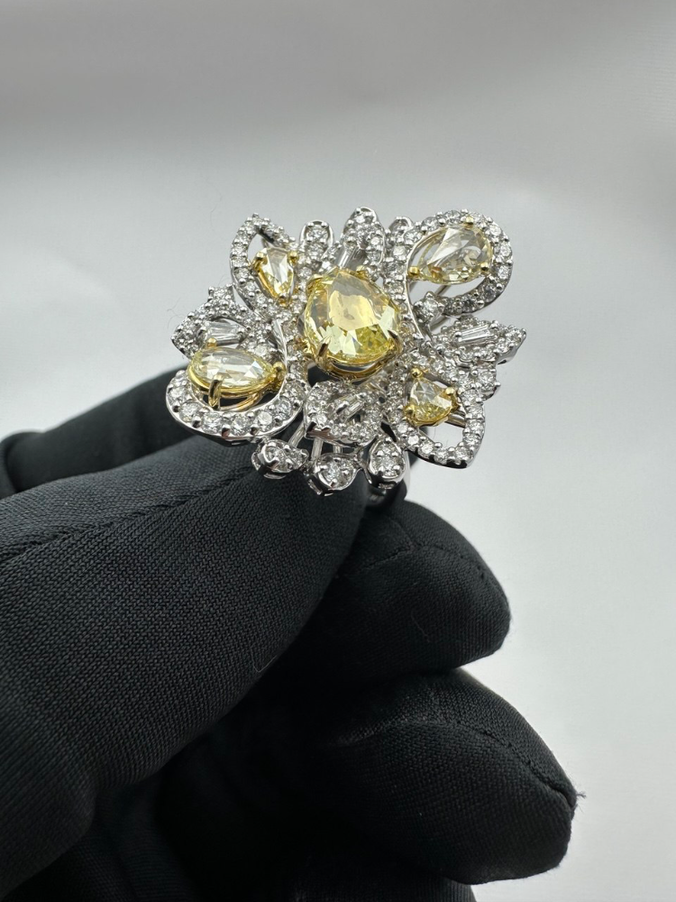 Кольцо Boucheron Ring