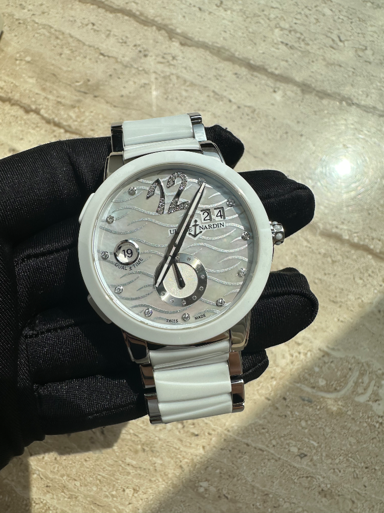 Часы Ulysse Nardin Executive Dual Time Lady 243-10-7/691