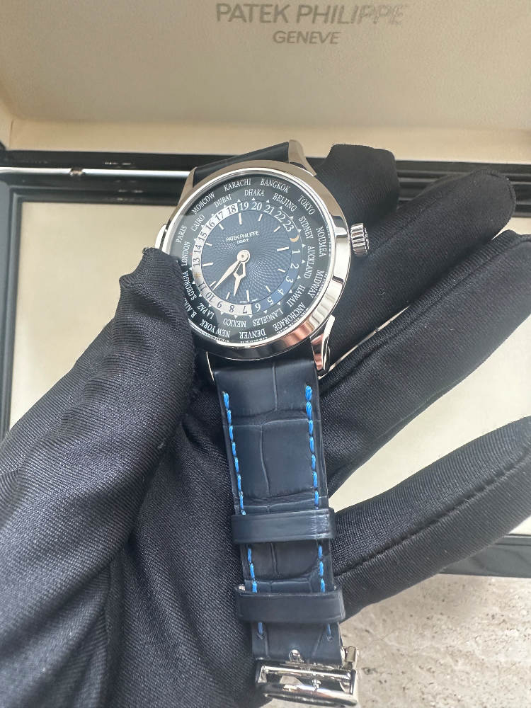 Часы Patek Philippe Complications World Time 5230P-001