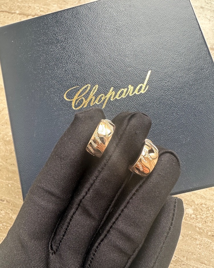 Серьги Chopard Chopardissimo Diamond 837031-5002