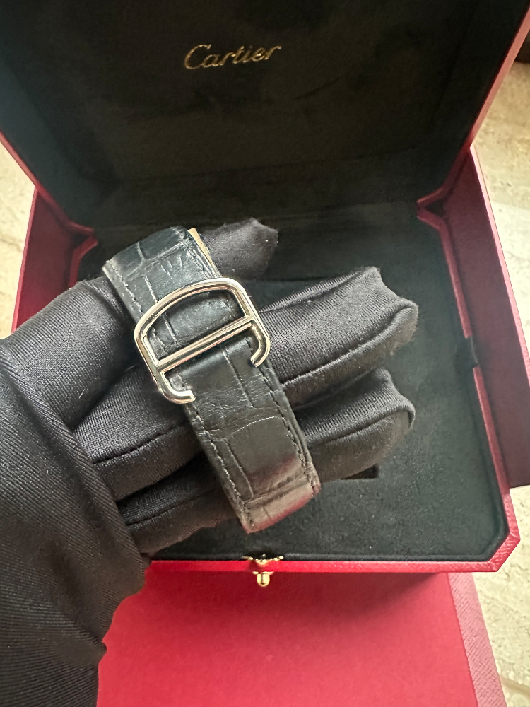 Часы Cartier Rotonde de Astrotourbillon W1556204