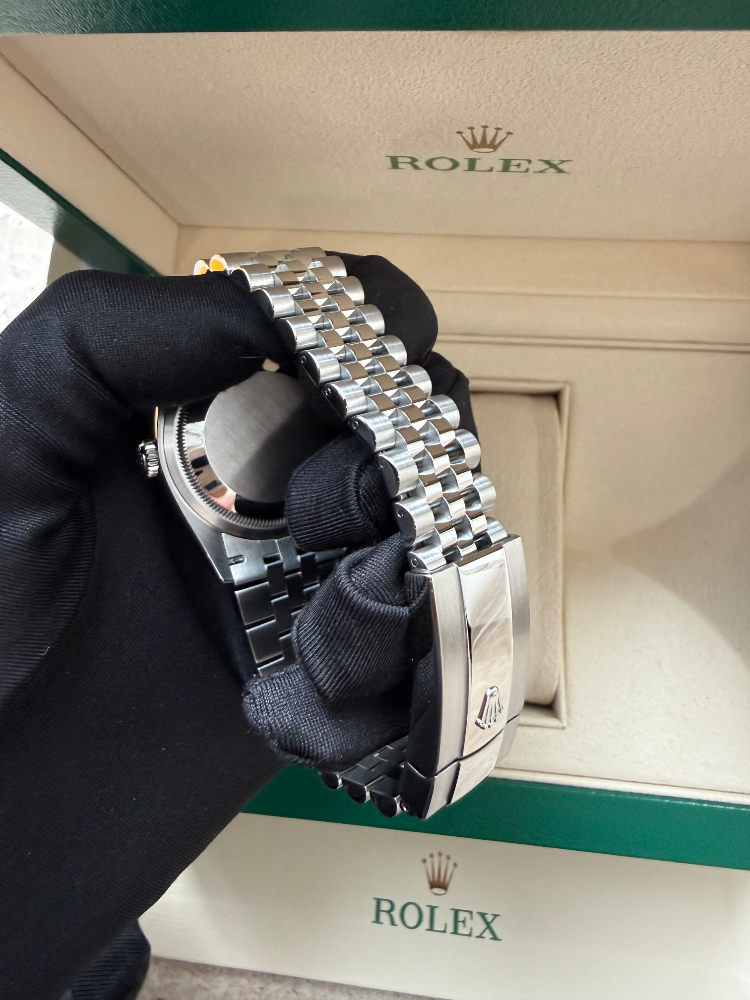 Часы Rolex Datejust Datejust 36mm Steel and White Gold 126234-0047