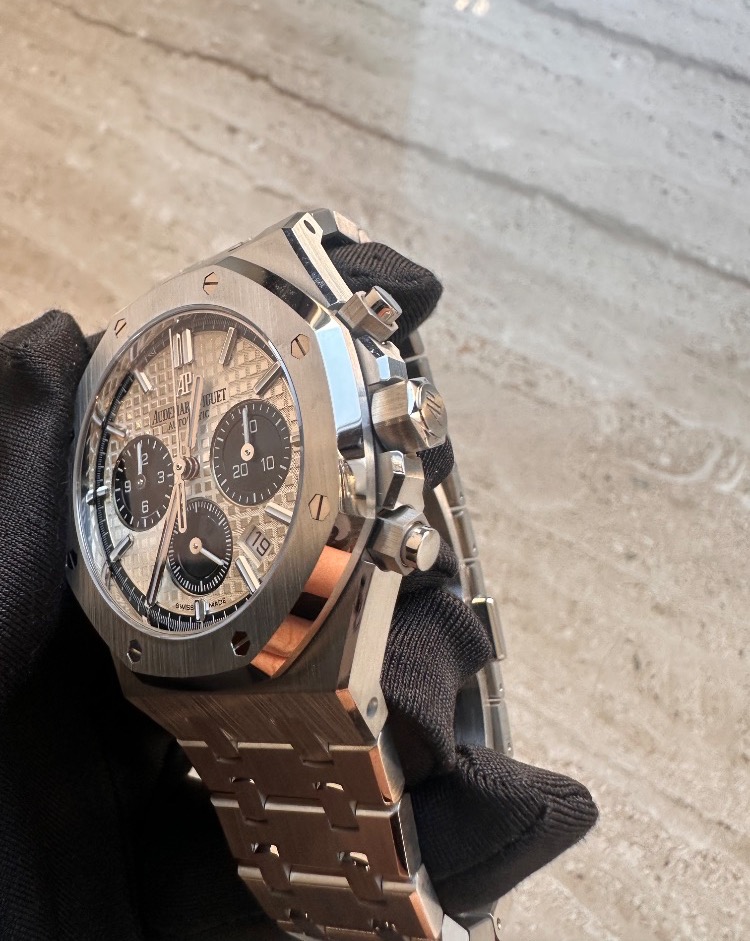 Часы AUDEMARS PIGUET Royal Oak Selfwinding Chronograph 38 mm 26315ST.OO.1256ST.01