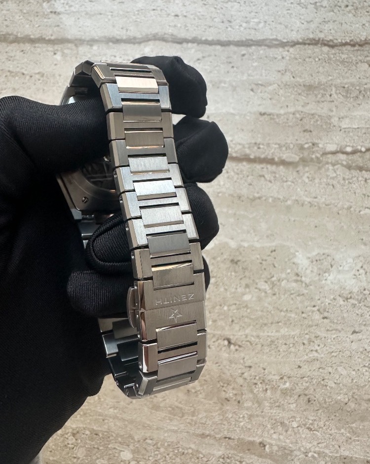 Часы Zenith Defy 95.9000.670/78.M9000