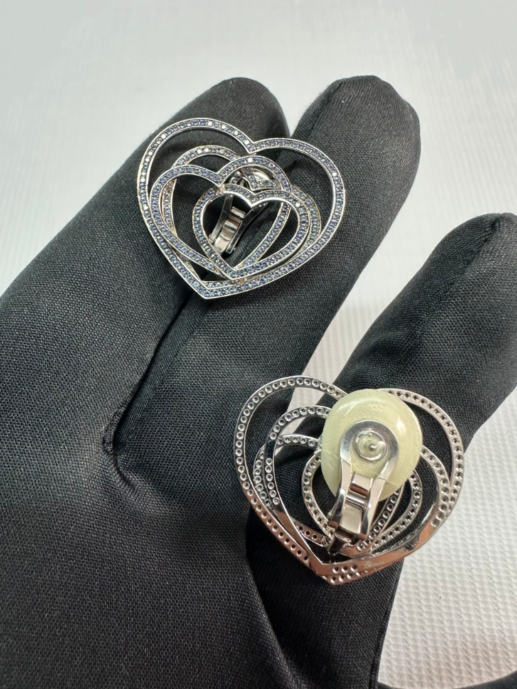 Серьги Chopard Pair of Earclips 846881-1002