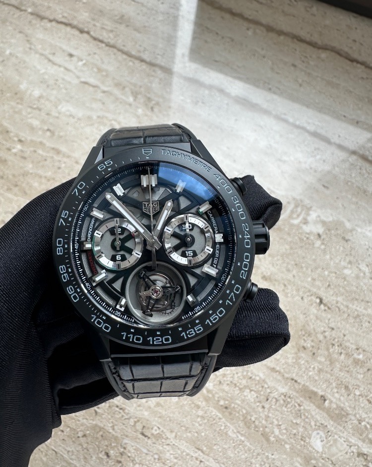 Часы TAG Heuer CAR5A90
