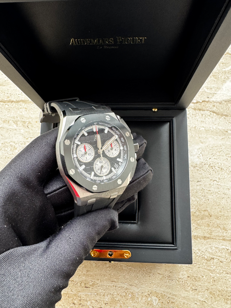 Часы AUDEMARS PIGUET Royal Oak Offshore Chronograph 43 mm 26420SO.OO.A002CA.01