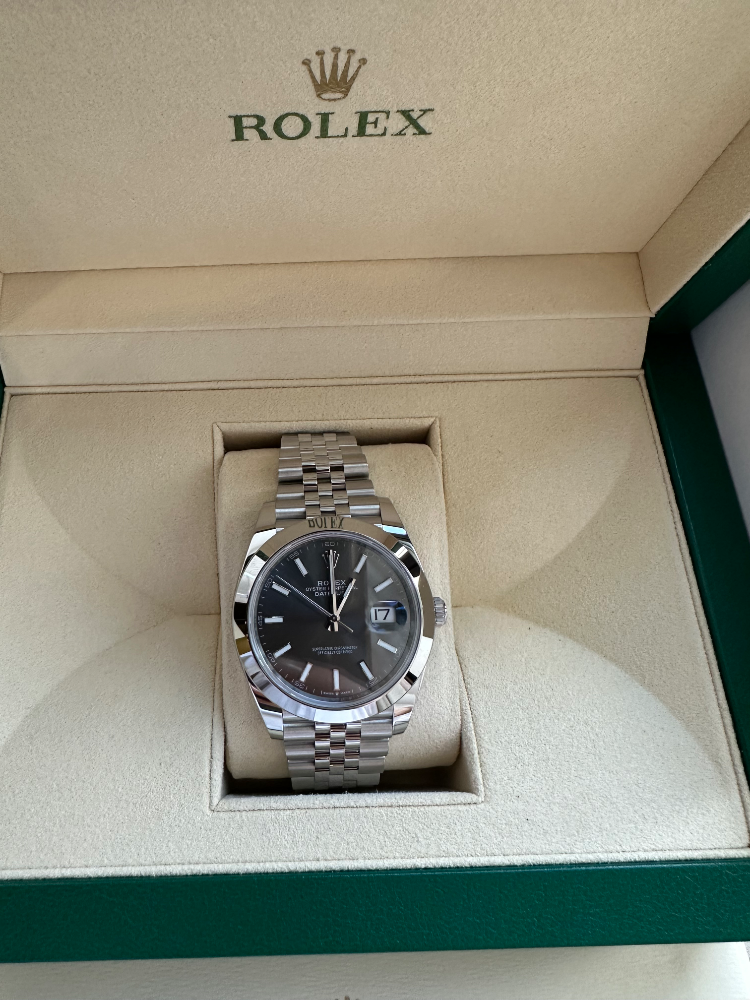 Часы Rolex Date Just Steel 41 mm 126300-0008