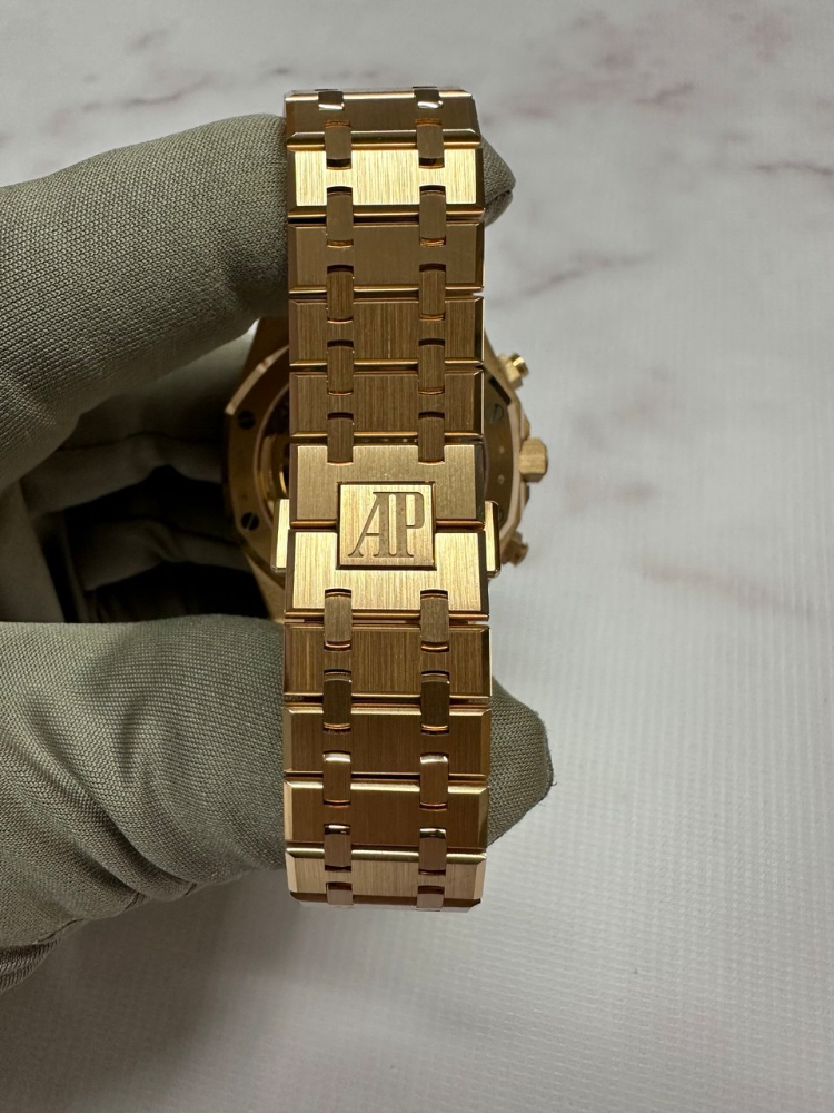 Часы AUDEMARS PIGUET ROYAL OAK CHRONOGRAPH 26240OR.OO.1320OR.08