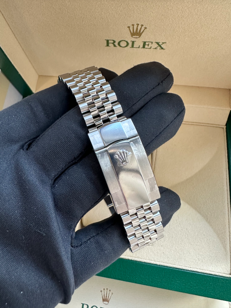 Часы Rolex Date Just Steel 41 mm 126300-0008