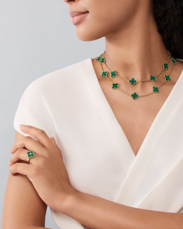 Кольцо Van Cleef & Arpels Vintage Alhambra ring VCARO3QM00