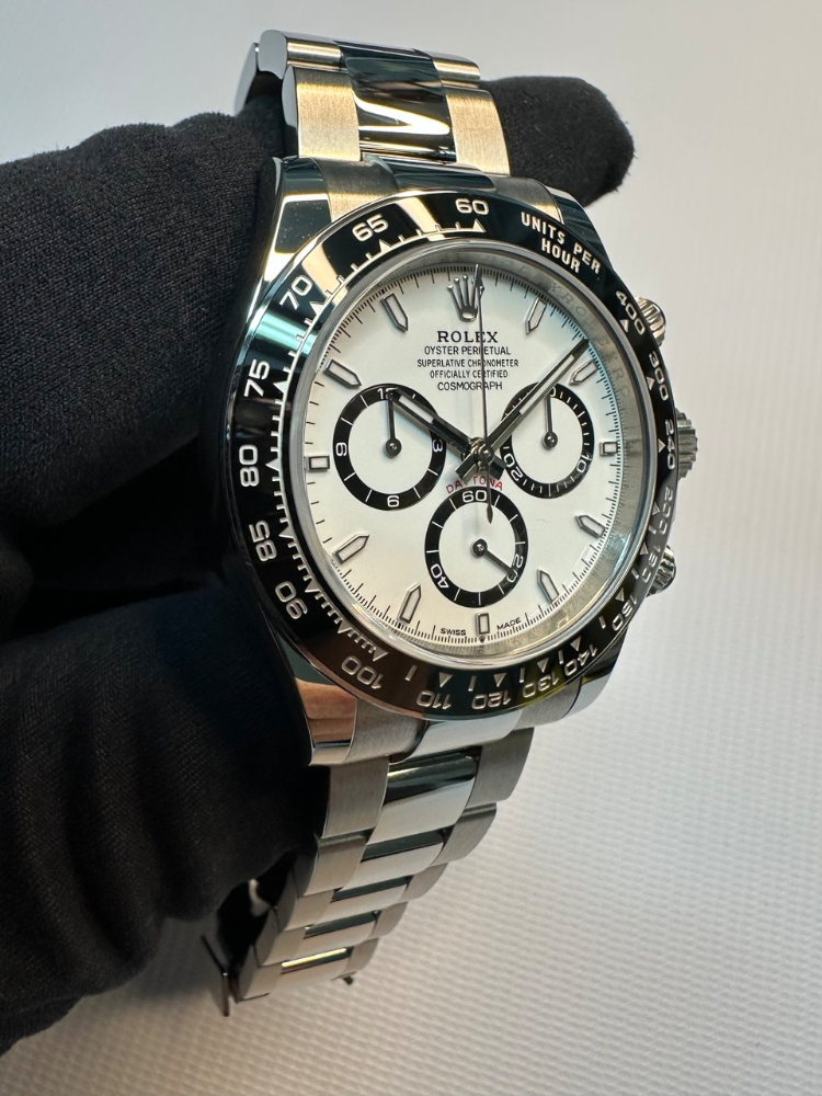 Часы Rolex Cosmograph Daytona steel 40mm 126500LN-0001