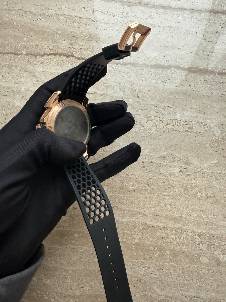 Часы JACOB & Co Epic X Rose Gold Black Neoralithe Inner Ring EX110.43.AA.AA.ABRUA