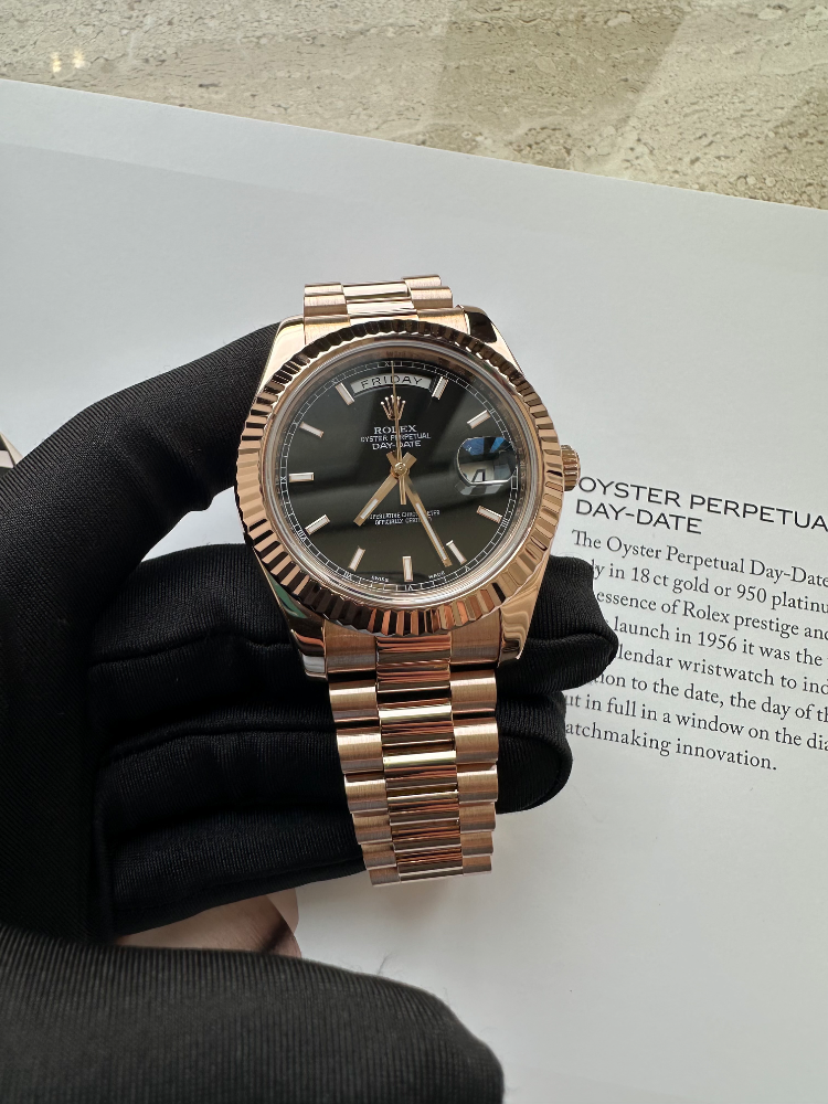 Часы Rolex Day-Date 41 Black Dial Rose Gold 218235