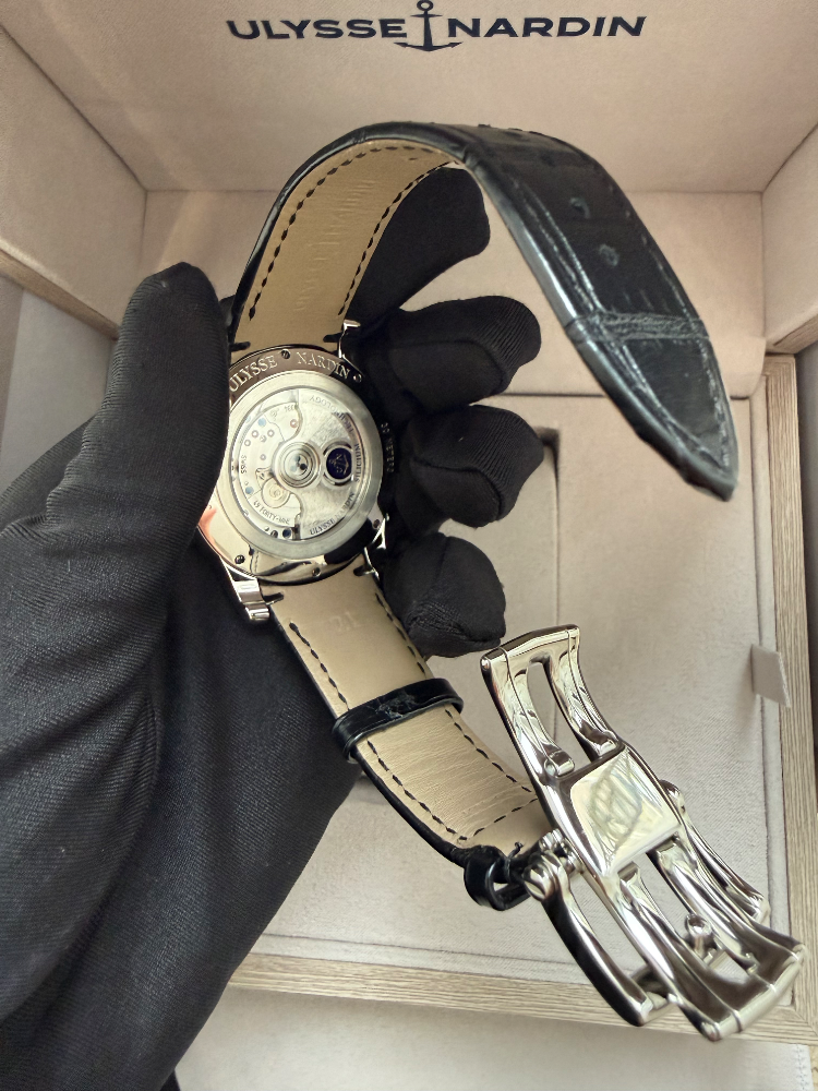 Часы Ulysse Nardin Dual Time 42 mm Manufacture 3343-126/92