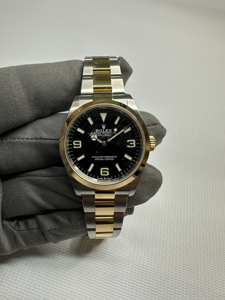 Часы Rolex Explorer 36 mm Steel and Yellow Gold 124273-0001