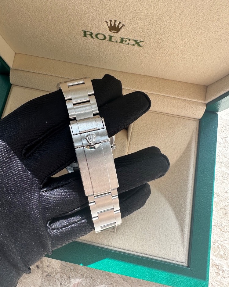 Часы Rolex Cosmograph Daytona 40mm Platinum 116506-0001