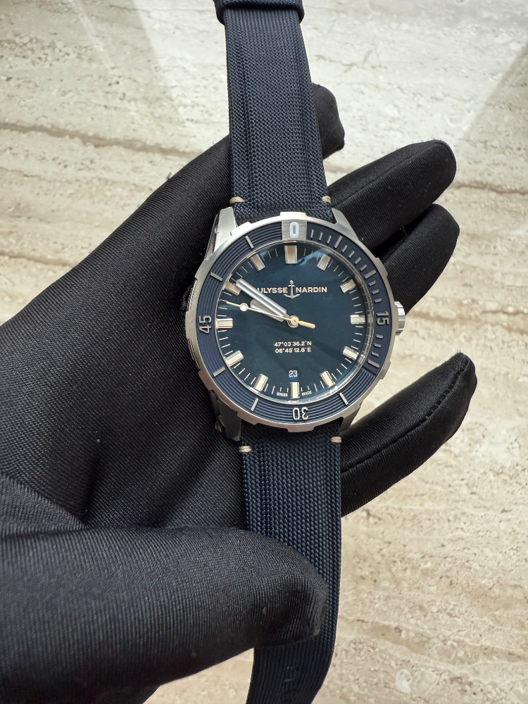 Часы Ulysse Nardin Diver 8163-175/93