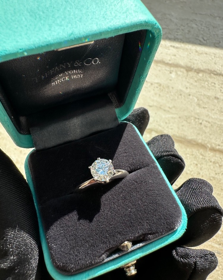 Кольцо Tiffany&Co. Engagement Ring with a Tiffany True Diamond 1 01ct I/VS1