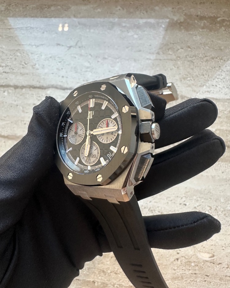 Часы AUDEMARS PIGUET Royal Oak Offshore Chronograph 43 mm 26420SO.OO.A002CA.01