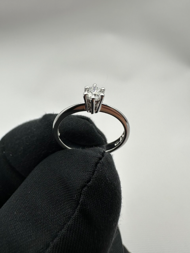 Кольцо с бриллиантом Damiani Engagement Rings 0 27ct 20012894