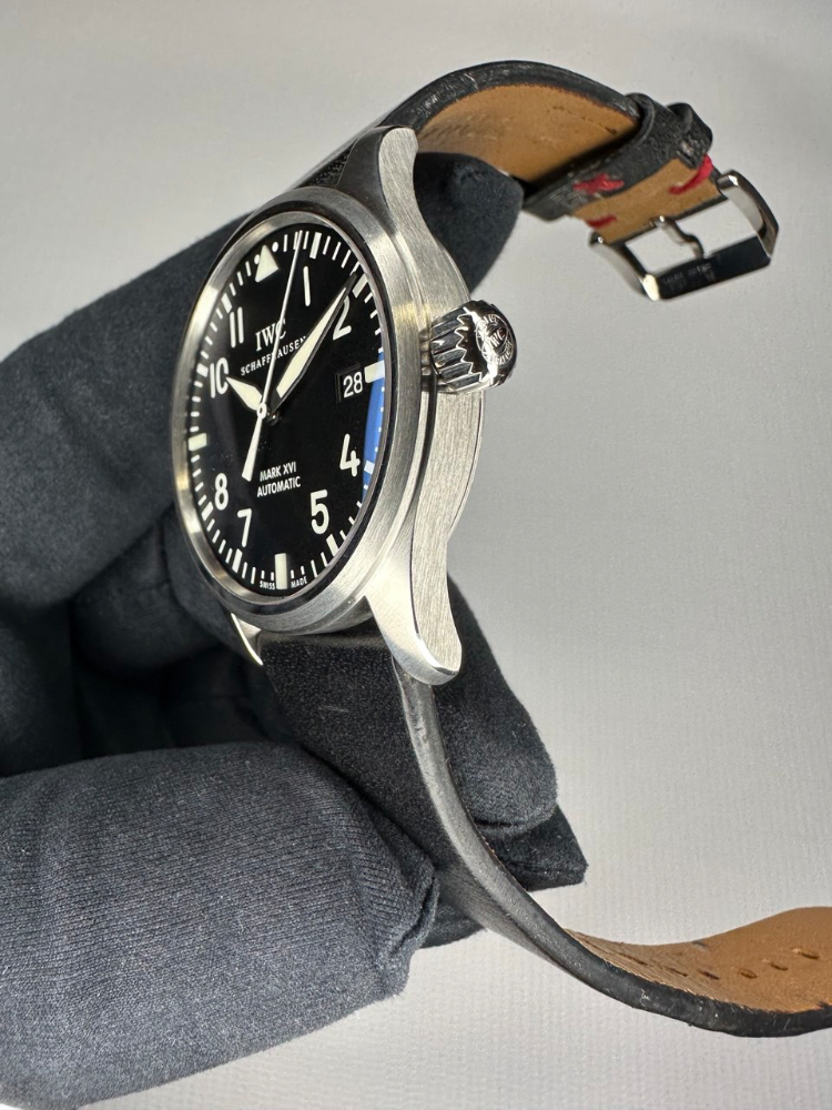 Часы IWC Pillot s Watches Mark XVI IW325501