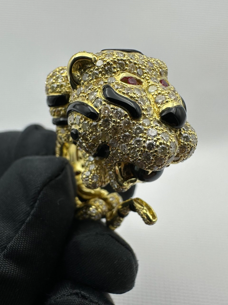 Кольцо No name Тигр с бриллиантами и эмалью.