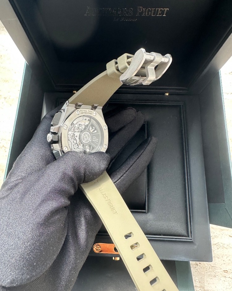 Часы AUDEMARS PIGUET Royal Oak Offshore Chronograph 43 mm 26420SO.OO.A600CA.01