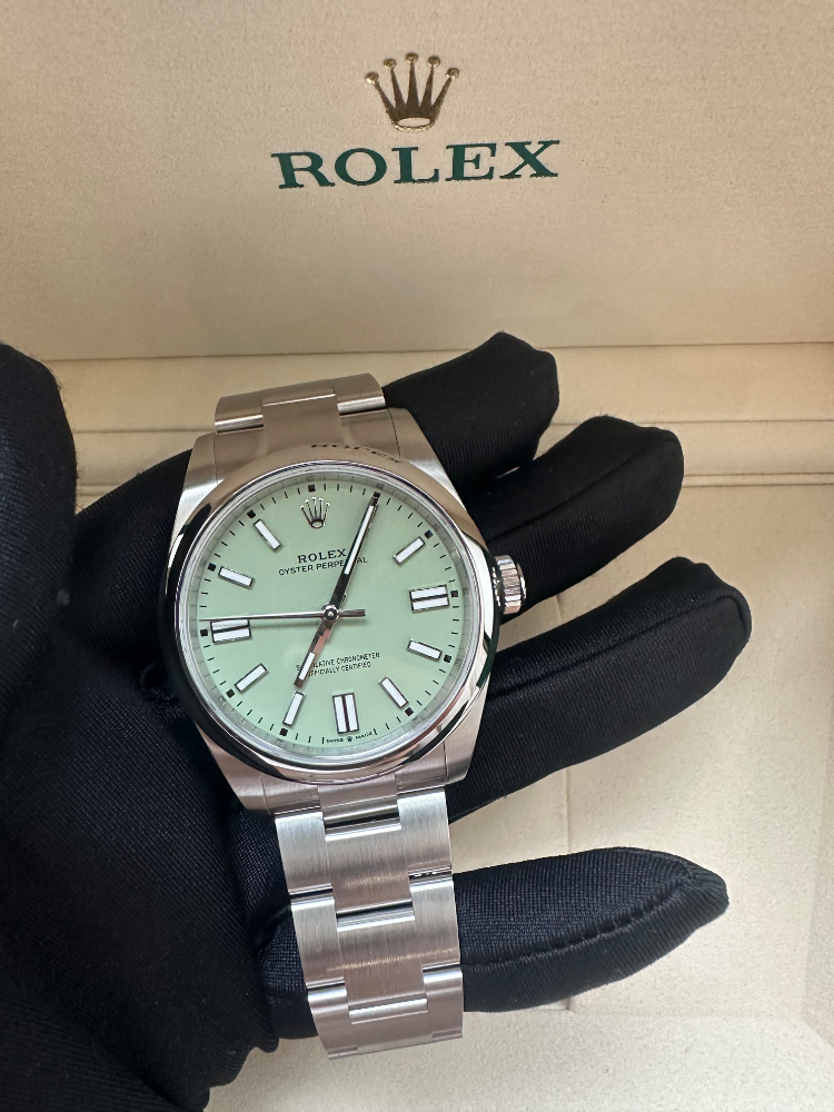 Часы Rolex Oyster Perpetual 41mm 134300