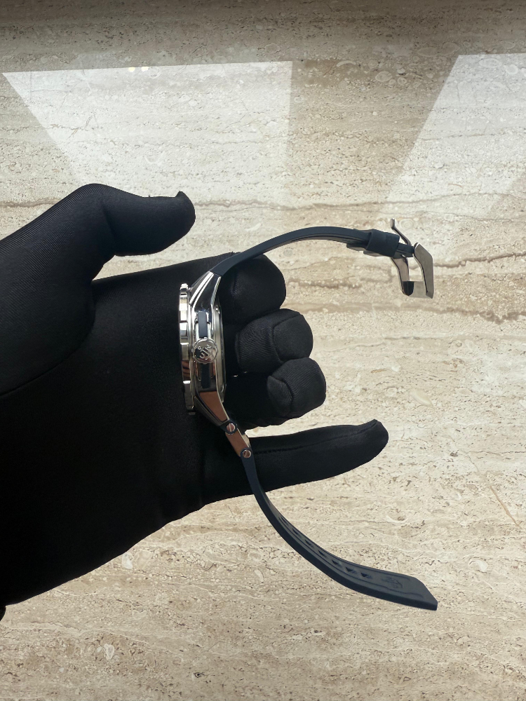 Часы Ulysse Nardin DIVER 44ММ 1183-170-3/93