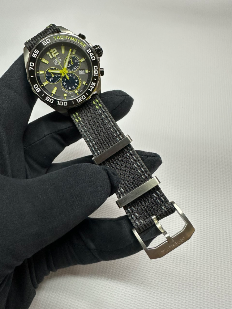 Часы TAG Heuer CAZ101AG.FC8304