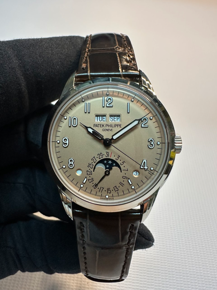 Часы Patek Philippe Grand Complications 5320G-011