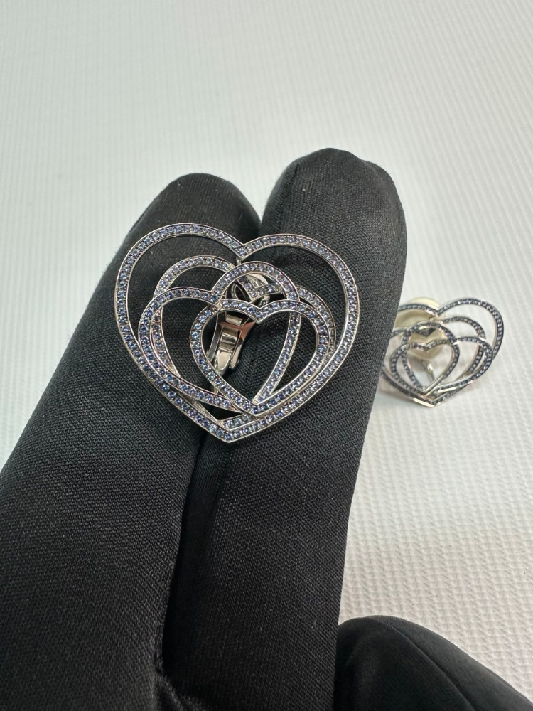 Серьги Chopard Pair of Earclips 846881-1002