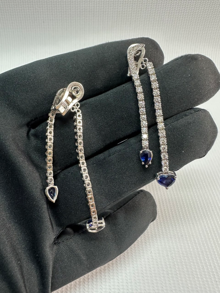 Серьги Chopard Classic Diamonds 84/4843/3