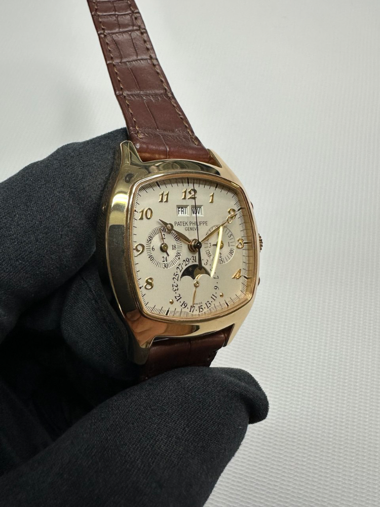 Часы Patek Philippe 5020R Perpetual Calendar Chronograph Watch