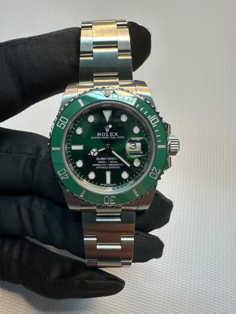 Часы Rolex Submariner Date 40mm Steel Ceramic 116610LV