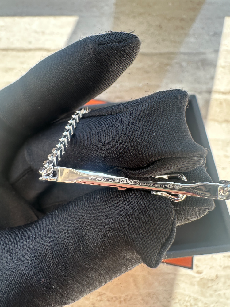 Браслет Hermes STIRRUP LEATHER BRACELET (SIZE 16) H124409B 0016