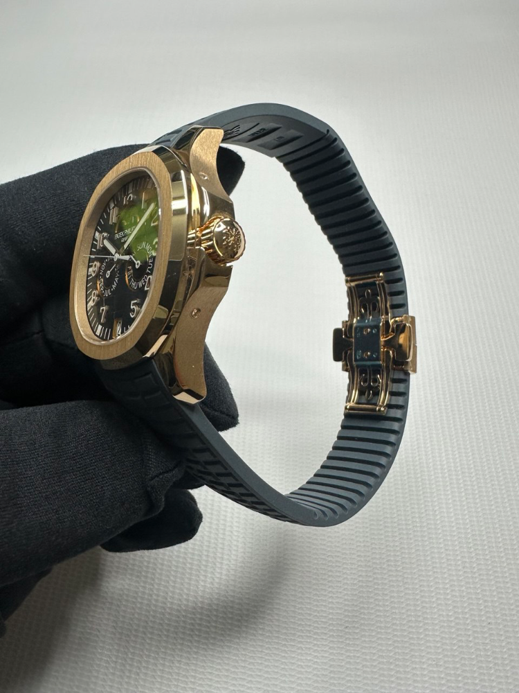 Часы Patek Philippe AQUANAUT 5261R-001