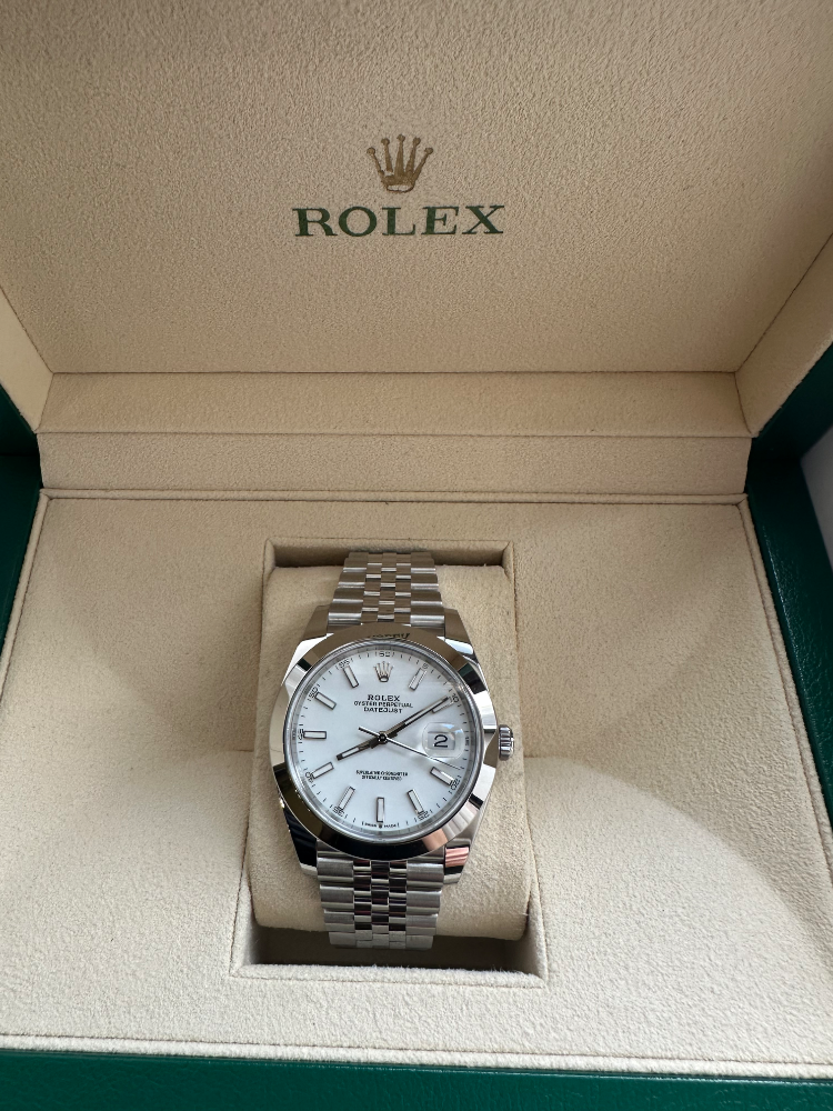Часы Rolex Datejust 41mm Steel 126300-0006