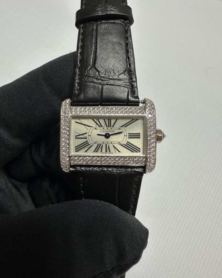 Часы Cartier Tank Divan PM White Gold Diamonds