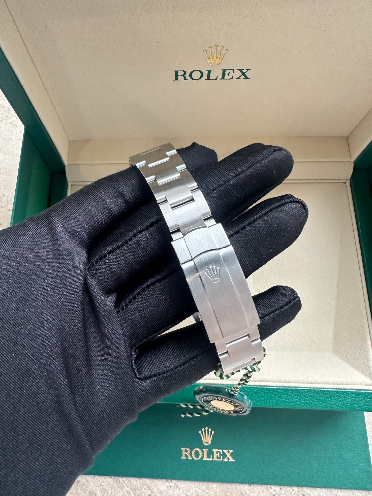 Часы Rolex PERPETUAL 34 MM STEEL 124200-0006