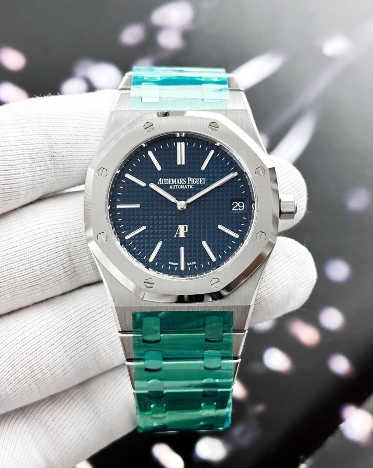 Часы AUDEMARS PIGUET ROYAL OAK JUMBO EXTRA-THIN 16202ST.OO.1240ST.02