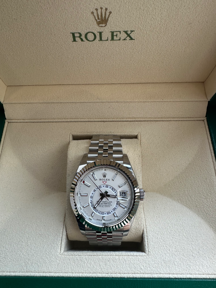 Часы Rolex Sky-Dweller 42mm Steel and White Gold 336934-0004
