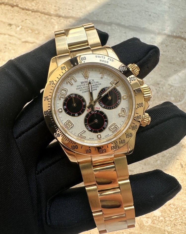 Часы Rolex DAYTONA COSMOGRAPH 40MM YELLOW GOLD 116528