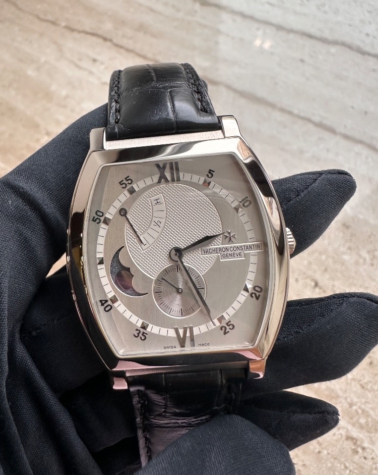 Часы Vacheron Constantin MALTE TONNEAU MOON PHASE POWER-RESERVE 83080/000G-9408