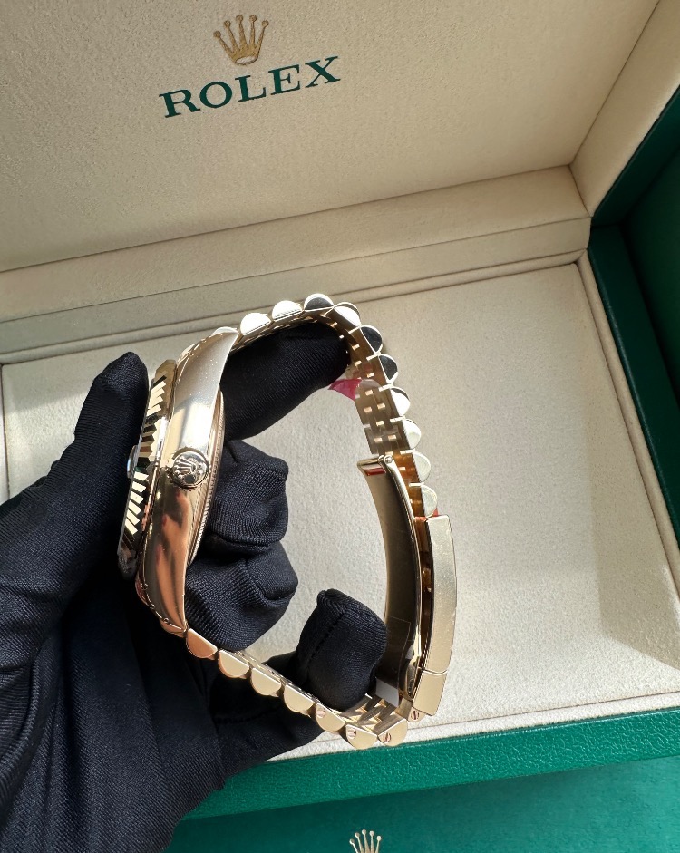 Часы Rolex SKY-DWELLER Yellow Gold 336938-0008