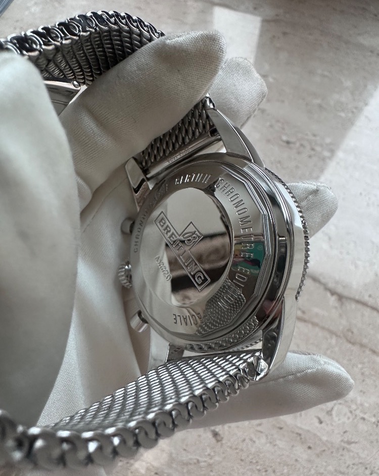 Часы Breitling Superocean Heritage Chronograph A13320